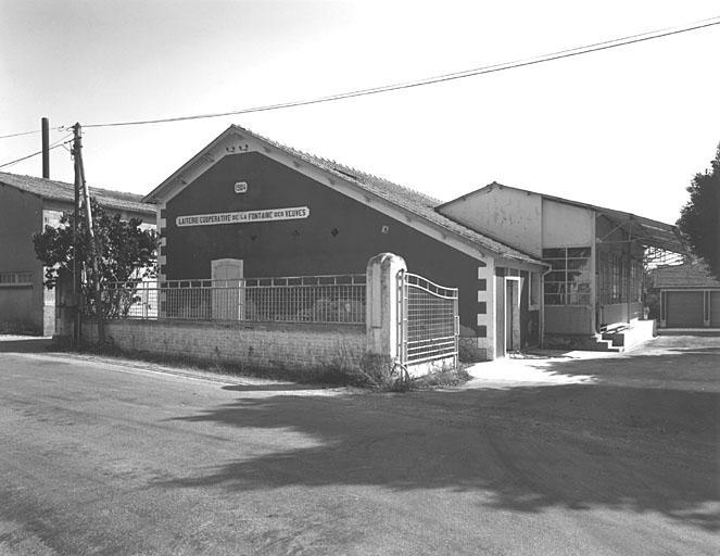 17-Fontaine-des-Veuves-1a (Laiterie coopérative)