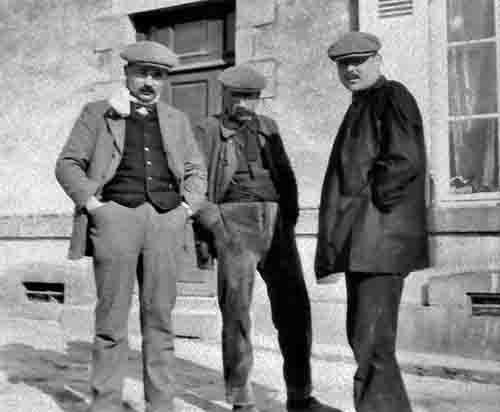 1915 ca Léon Mallet à gauche Jules Mallet à droite