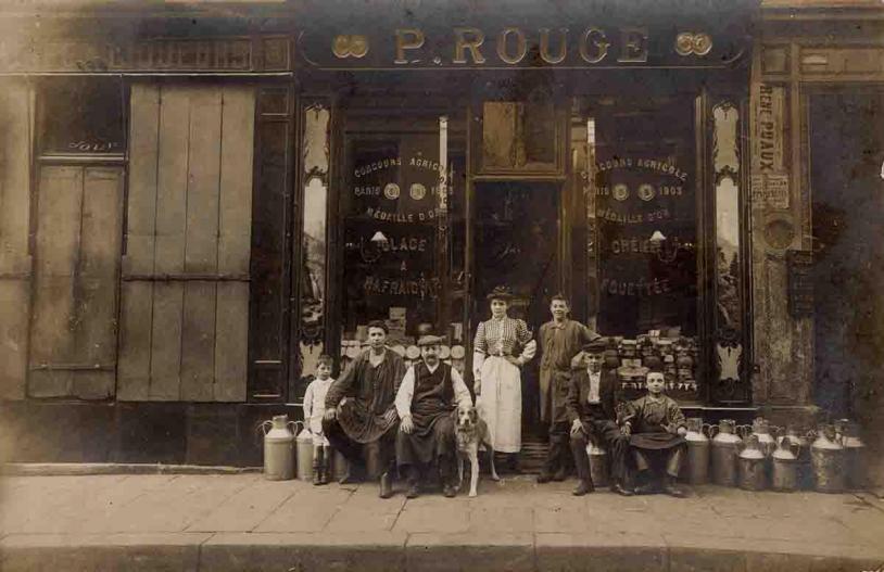Rouge-P09nv (3 rue Geoffroy Marie)
